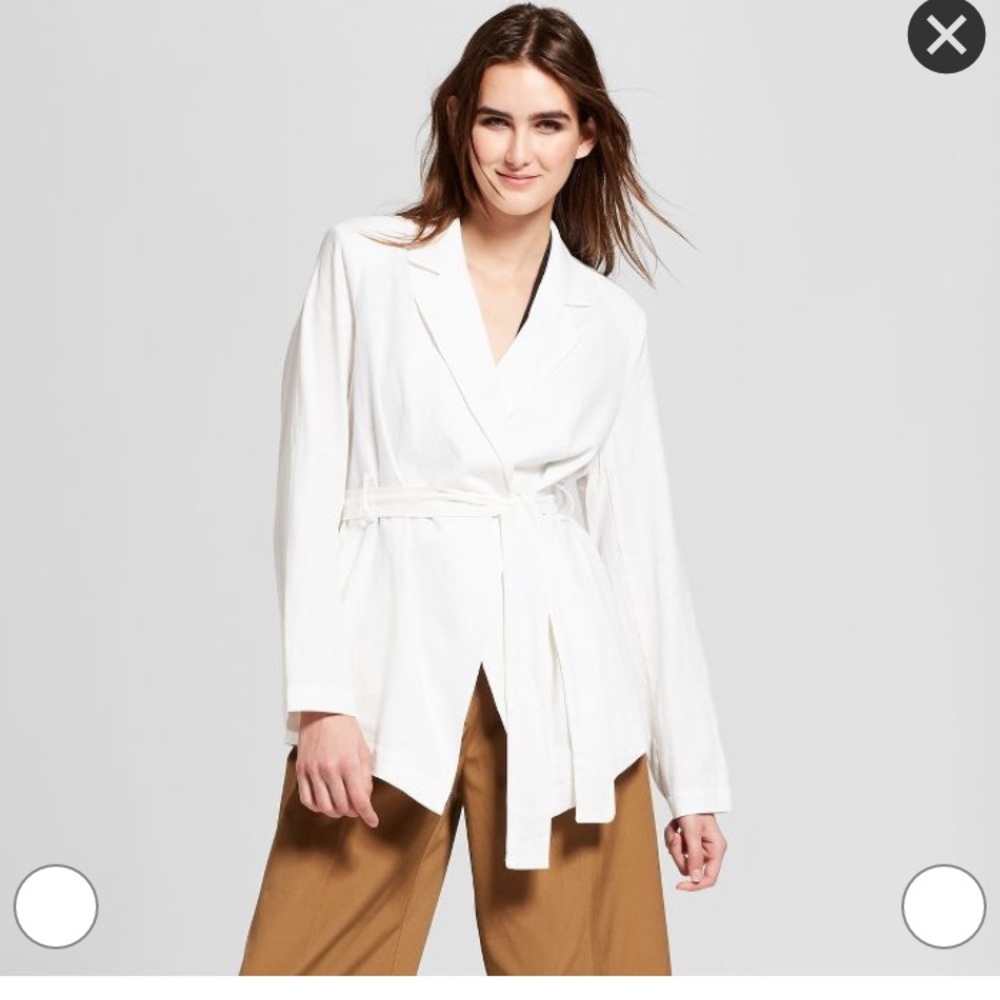 Women's Long Sleeve Wrap Blazer White S or M NWT - Picture 1 of 10